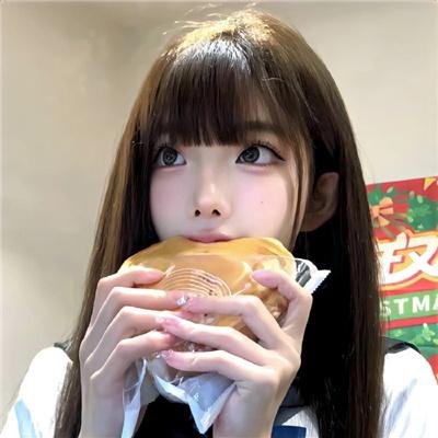 三块广告牌